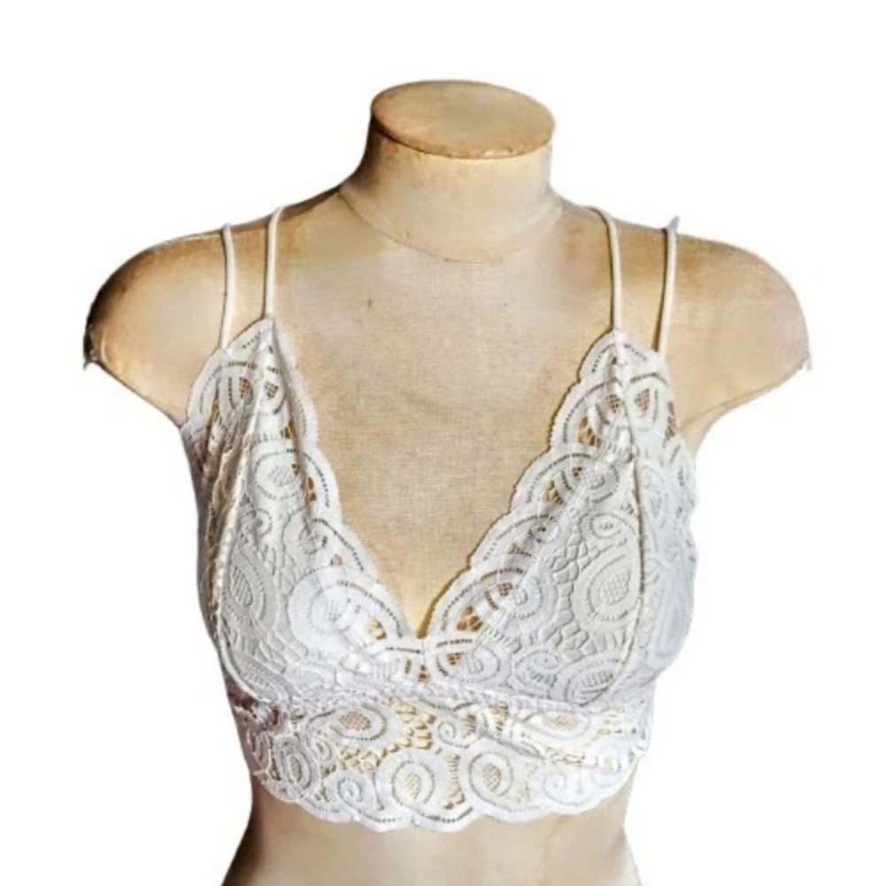 VS PINK White Lace Triangle Bralette M Lightly Padded Wireless  Pull On